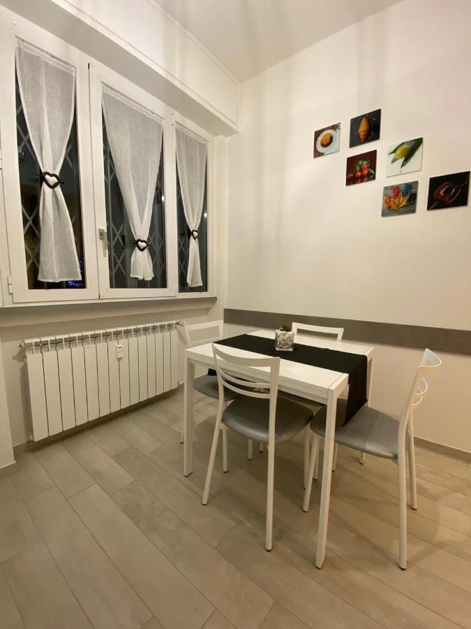 Guest House Kinga Florencia Exterior foto